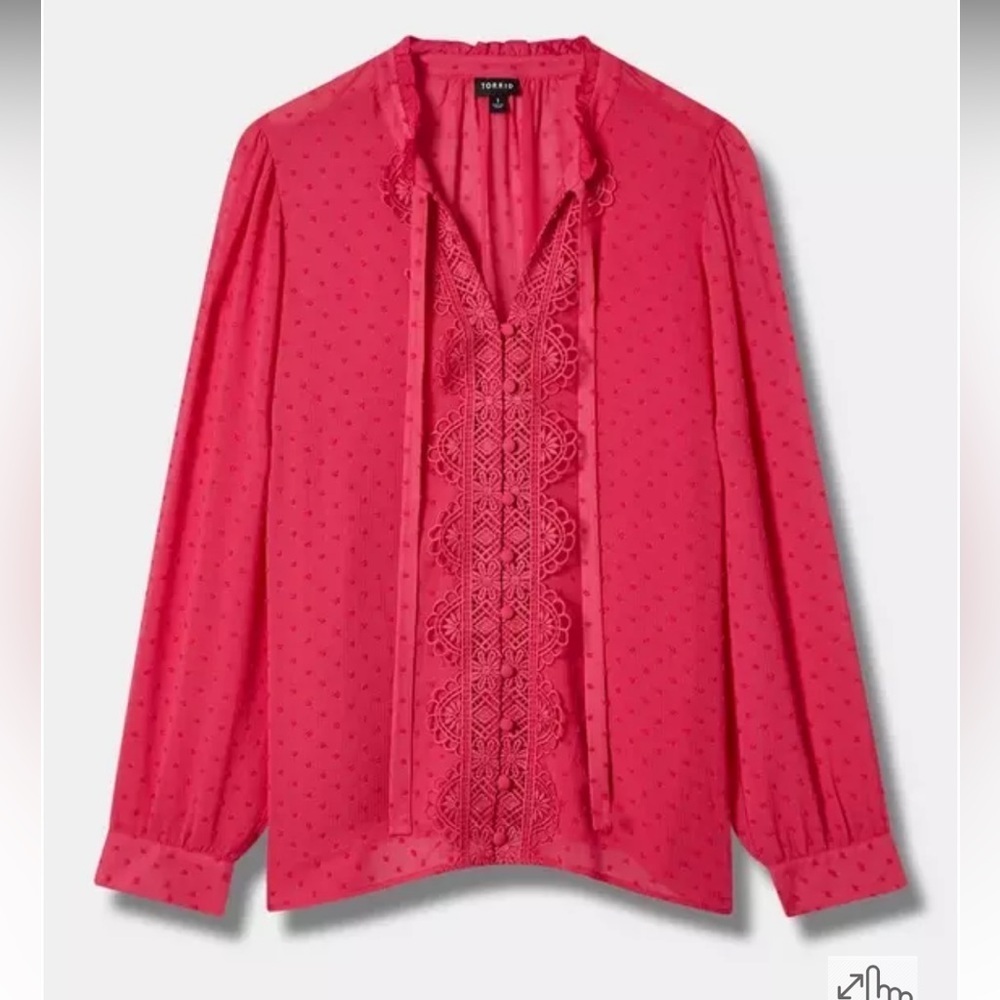 Torrid Chiffon Clip Dot Ruffle Neck Tie Front Top, size 4